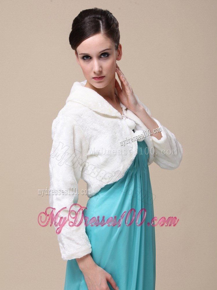 Faux Fur Special Occasion Jacket In Ivory With Fold-over Collar